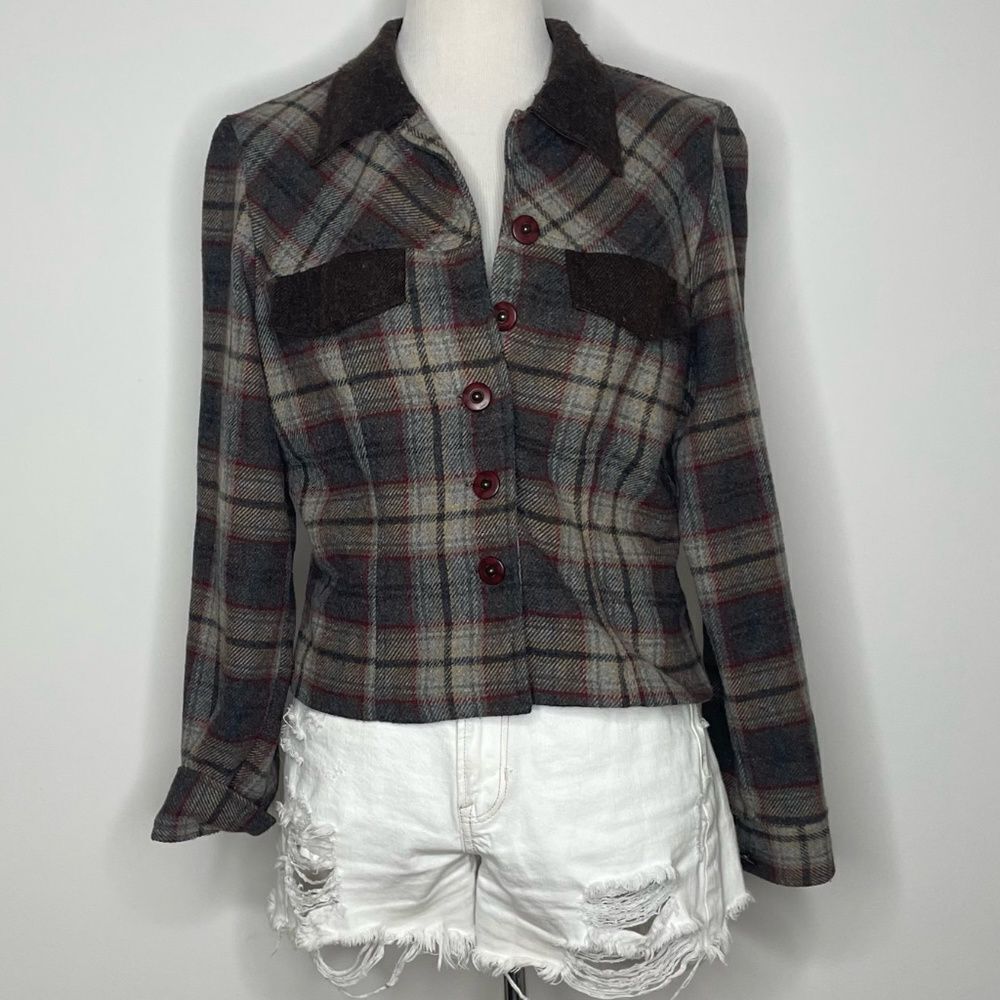 Wrapper- Cropped Flannel Jacket
